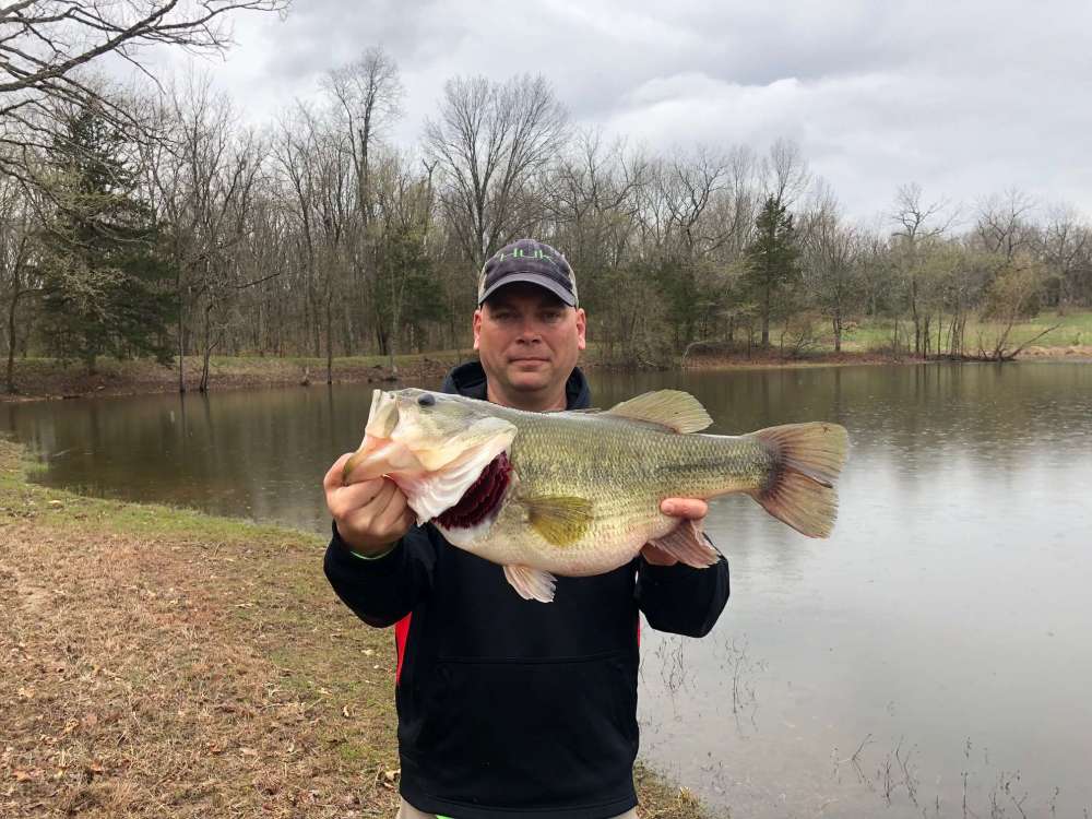 Dave Wall's 7.7lb Largemouth2 (April 22nd 2018).jpg